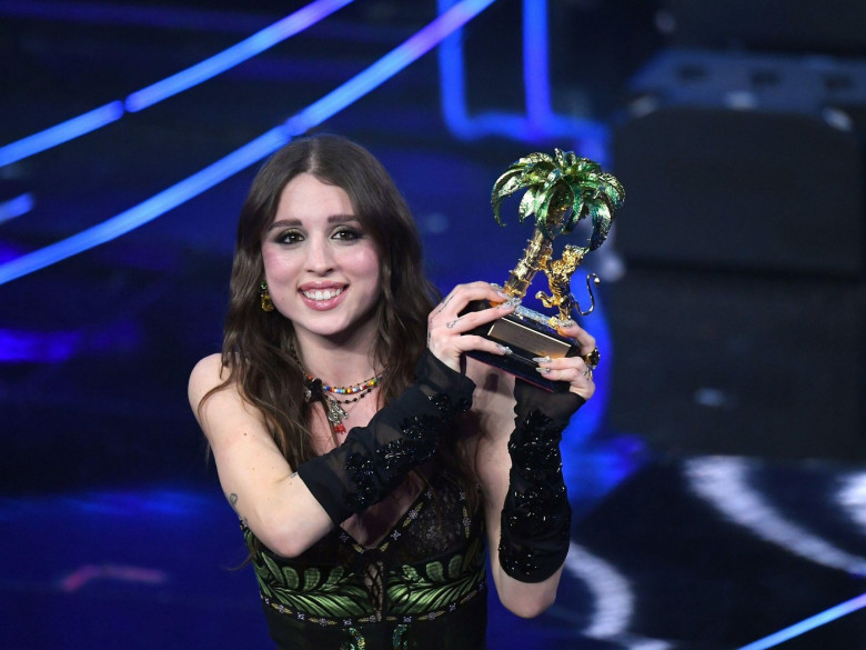 Sanremo, . 11th Feb, 2024. Sanremo, 74th Italian Song Festival - Fifth Final Evening. Angelina Mango wins the Sanremo Festival Credit: Independent Photo Agency/Alamy Live News