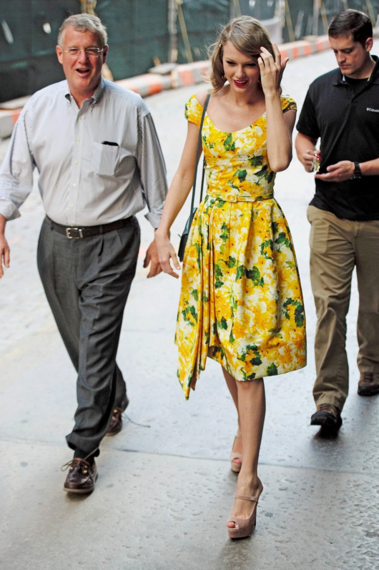 Taylor Swift and her brother Austin take their dad Scott Swift out for Father's Day in NYC