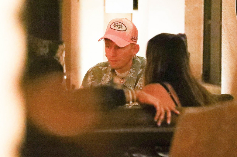 *EXCLUSIVE* Trouble in Paradise?! Machine Gun Kelly Out On a Double Date Without Megan Fox! **WEB MUST CALL FOR PRICING**