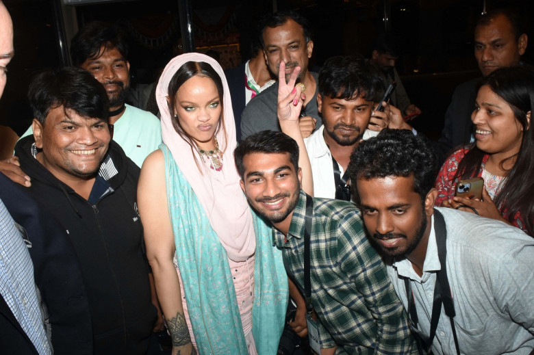 Rihanna is seen at Mumbai airport