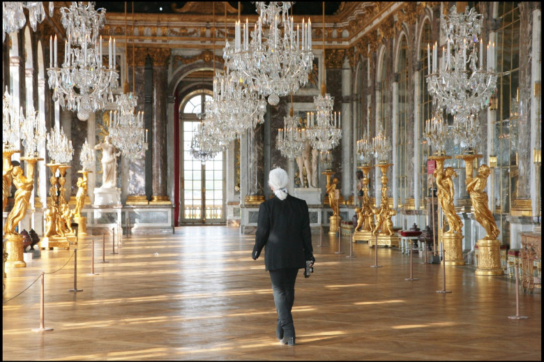 EXCLUSIF - KARL LAGERFELD AU CHATEAU DE VERSAILLES POUR PREPARER