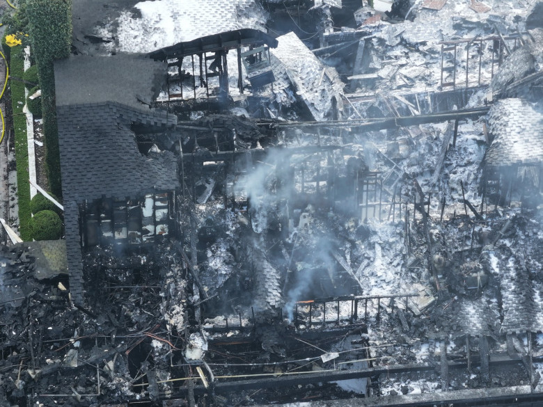 Model Cara Delevingne's Los Angeles Home Destroyed By Fire - 15 Mar 2024
