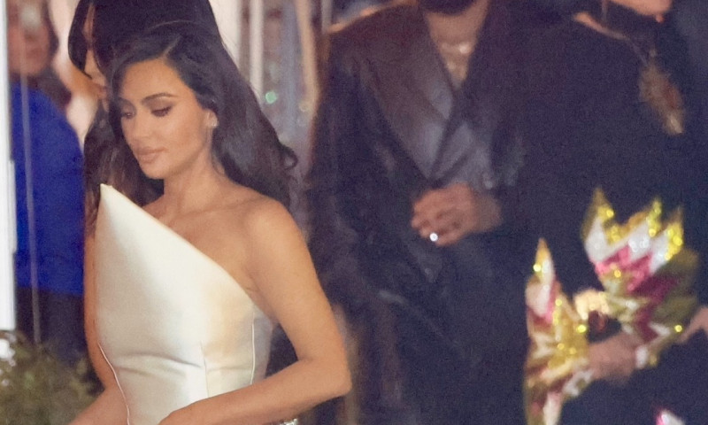 Kim Kardashian si Odell Beckham Jr. nu-si mai ascund relatia. Cei doi au fost vazuti impreuna la o petrecere care a avut loc dupa Premiile Oscar