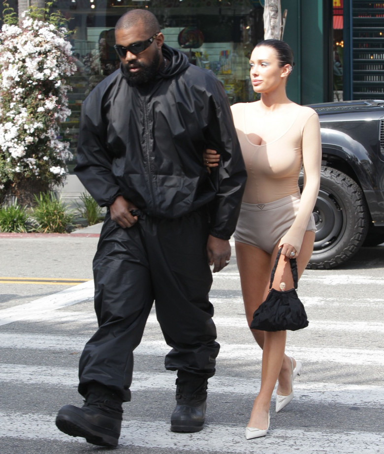 Kanye West and Bianca Censori at the mall