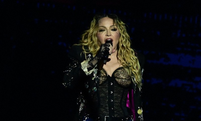 madonna-concert-copacabana-rio-de-janeiro-brazilia (6)