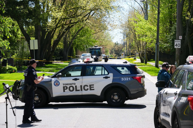 Shooting outside Drake's mansion in Toronto