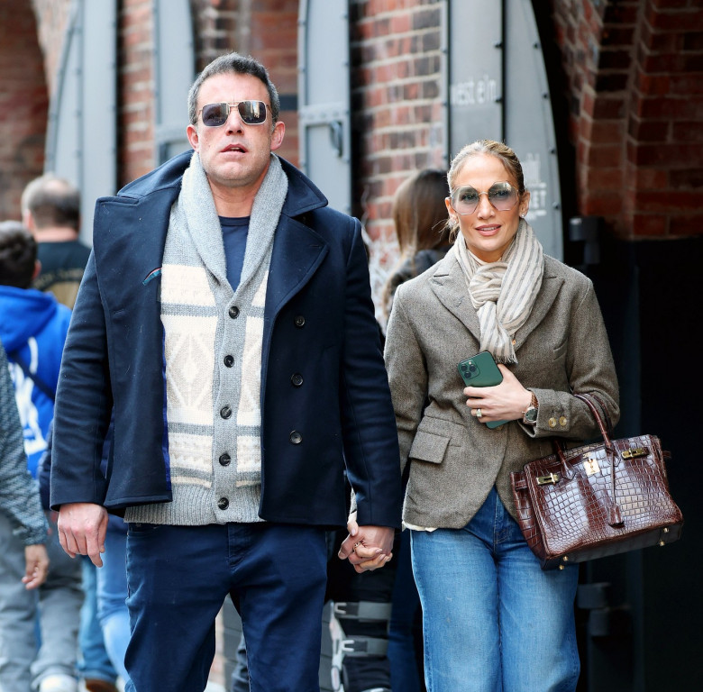 EXCLUSIVE: Jlo and Ben Affleck Step Out for Easter Lunch at Cecconi's in Brooklyn.