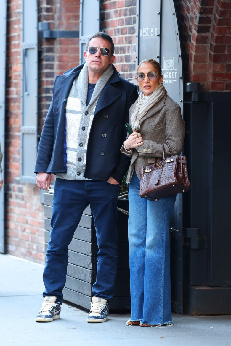 EXCLUSIVE: Jlo and Ben Affleck Step Out for Easter Lunch at Cecconi's in Brooklyn.