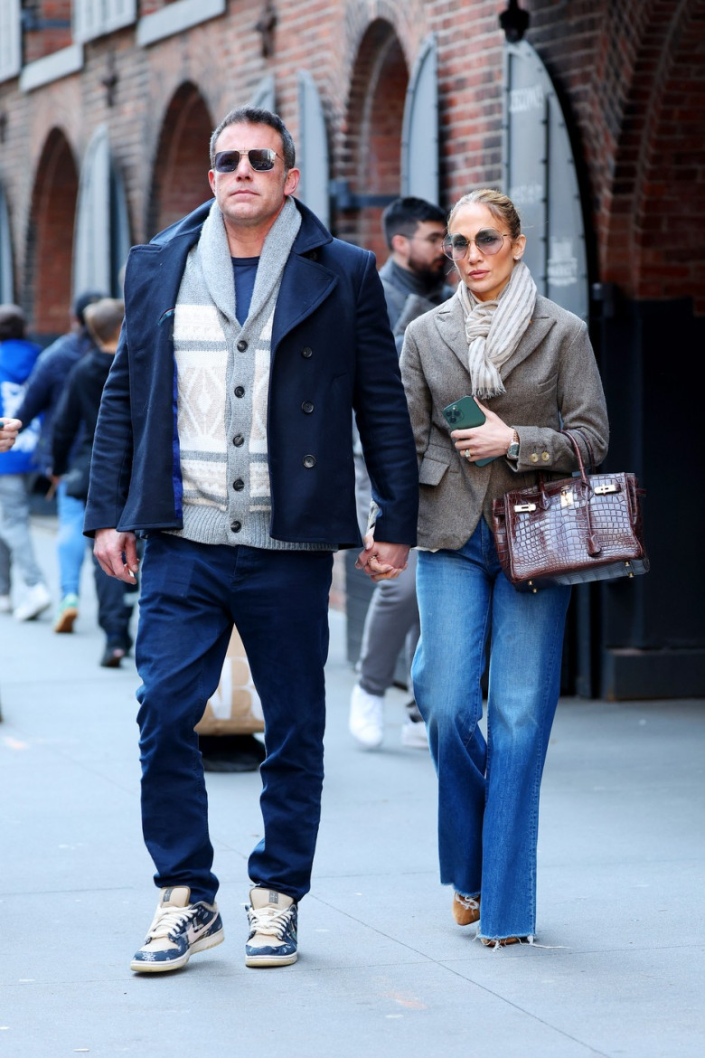 EXCLUSIVE: Jlo and Ben Affleck Step Out for Easter Lunch at Cecconi's in Brooklyn.