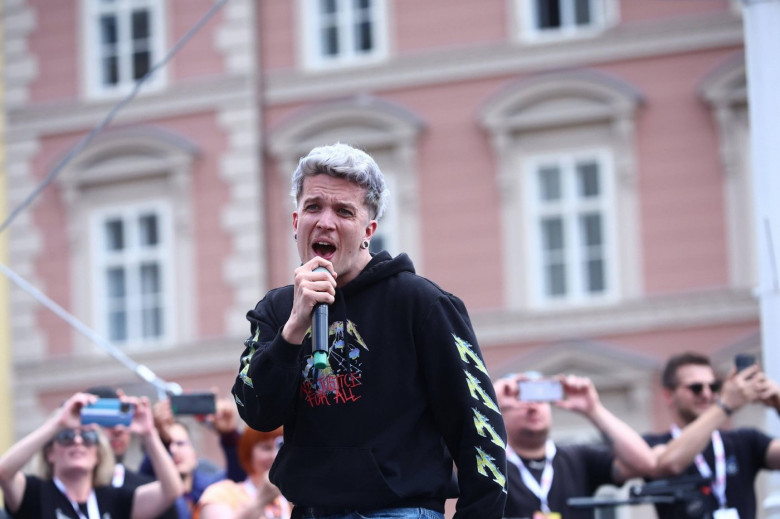 Zagreb, Croatia, 120524. The fans welcome musician Baby Lasagna after returning from Malmo, where he won second place at the Eurovision Song Contest at the main Ban Jelacic Square. Photo: Tomislav Kristo / CROPIX Zagreb Croatia Copyright: xxTomislavxKrist