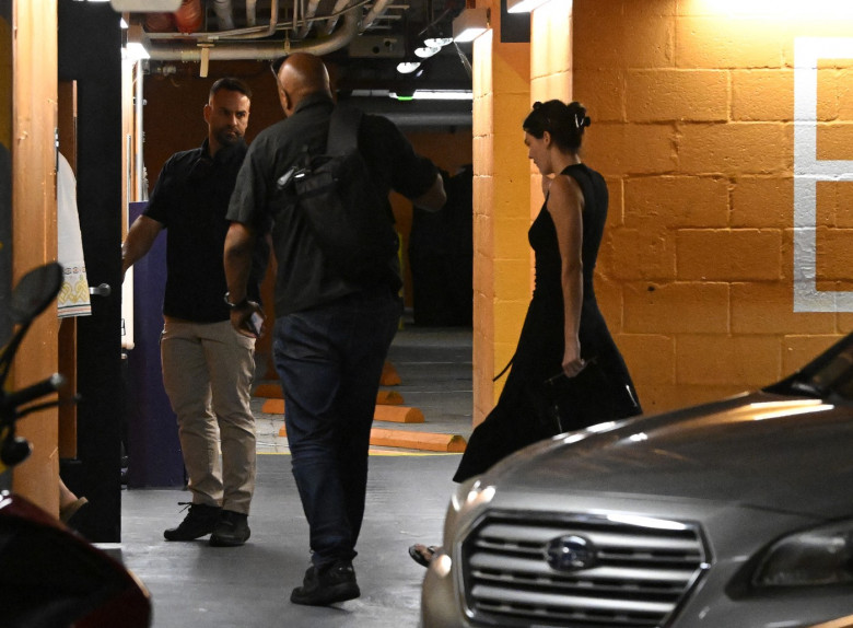 PREMIUM EXCLUSIVE: Kendall Jenner and on-off boyfriend Bad Bunny seen sneaking out of their hotel in Miami