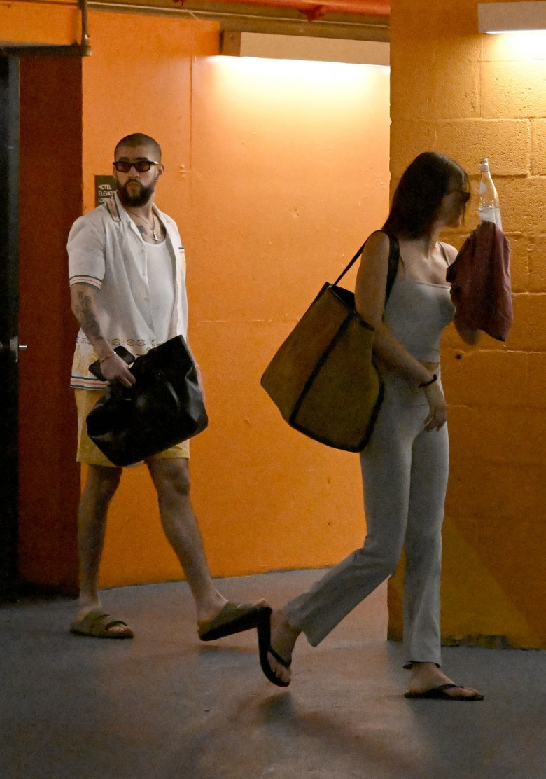 PREMIUM EXCLUSIVE: Kendall Jenner and on-off boyfriend Bad Bunny seen sneaking out of their hotel in Miami