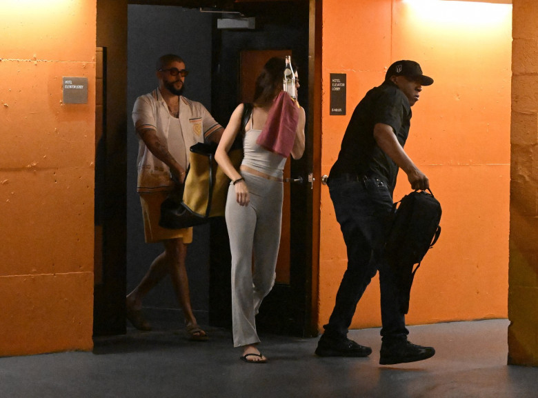 PREMIUM EXCLUSIVE: Kendall Jenner and on-off boyfriend Bad Bunny seen sneaking out of their hotel in Miami