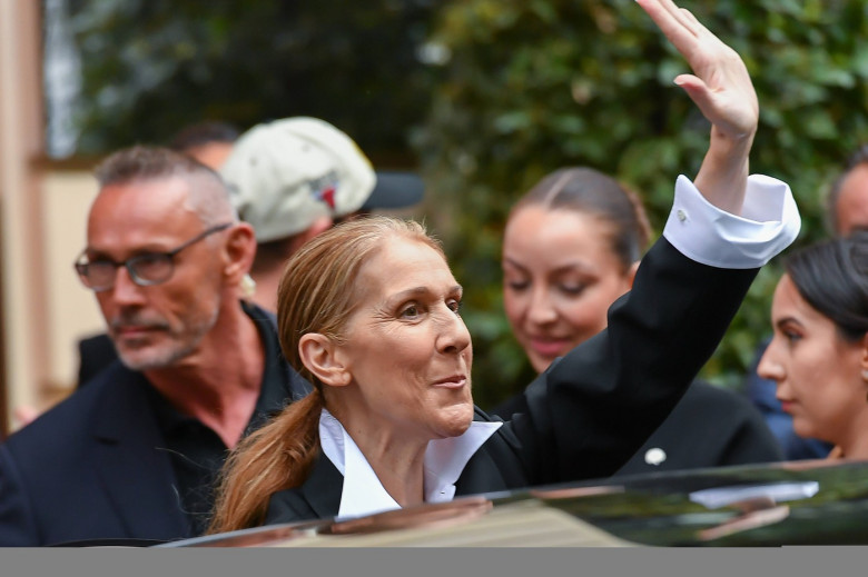 PARIS Celine Dion leaves the Royal Monceau