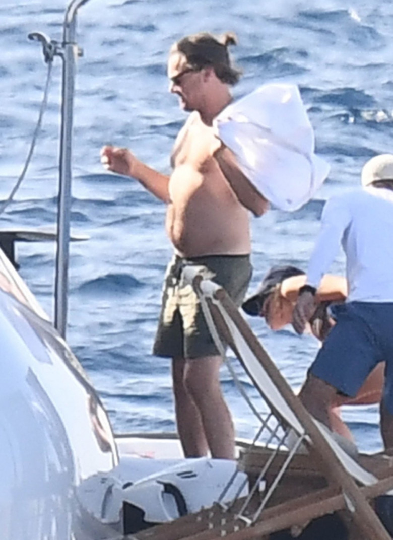 *PREMIUM-EXCLUSIVE* *MUST CALL FOR PRICING* Leonardo DiCaprio suffers a jellyfish bite while at sea with his girlfriend Vittoria Ceretti and a host of celebrity friends aboard a yacht in Sardinia.