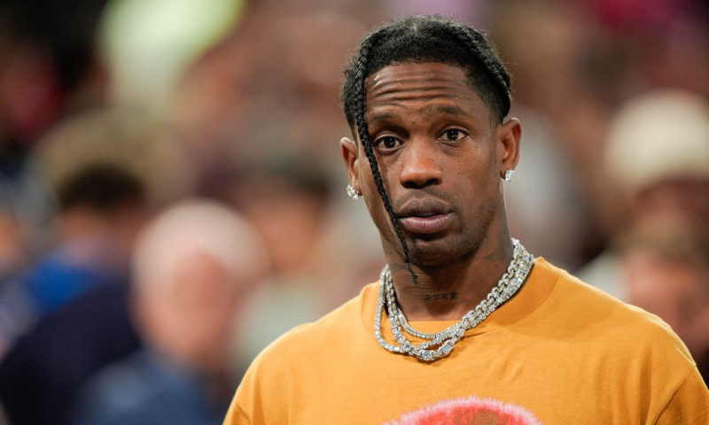 (FOTO) Travis Scott, arestat la Paris dupa ce s-a batut cu bodyguardul sau