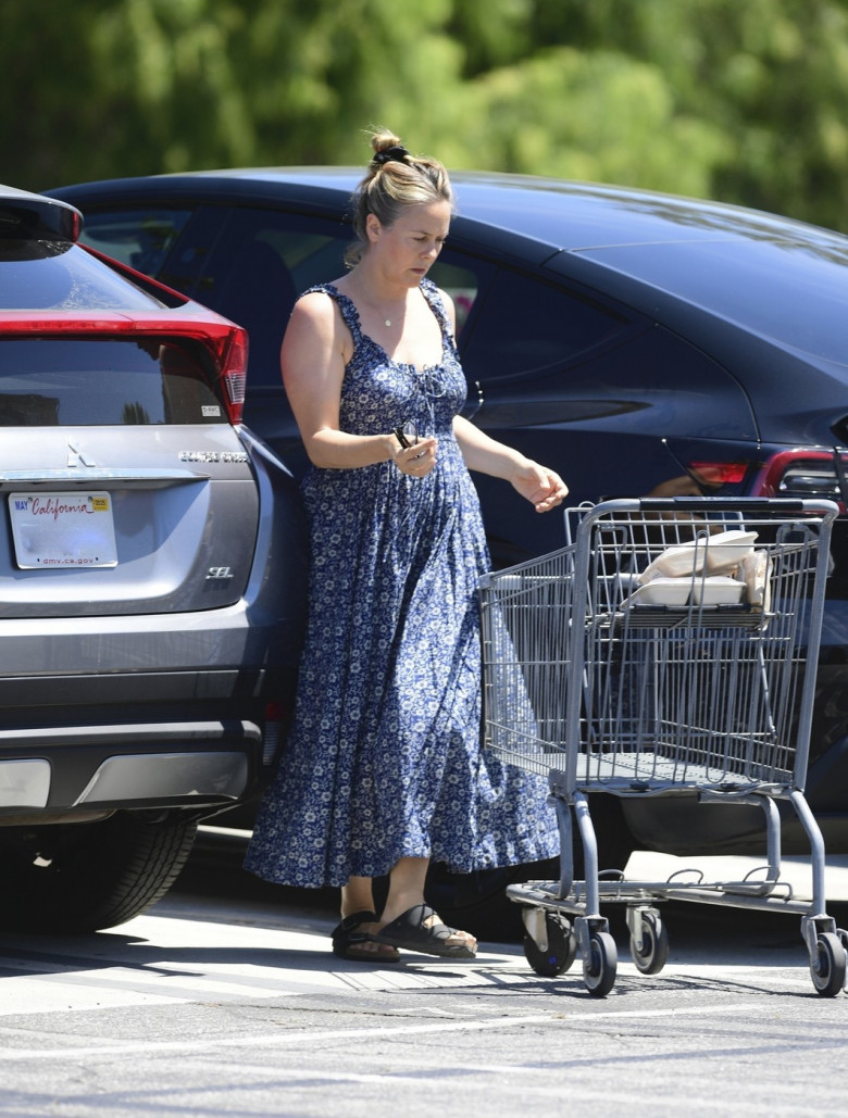 *EXCLUSIVE* Alicia Silverstone spotted on a casual outing for errands and shopping in LA