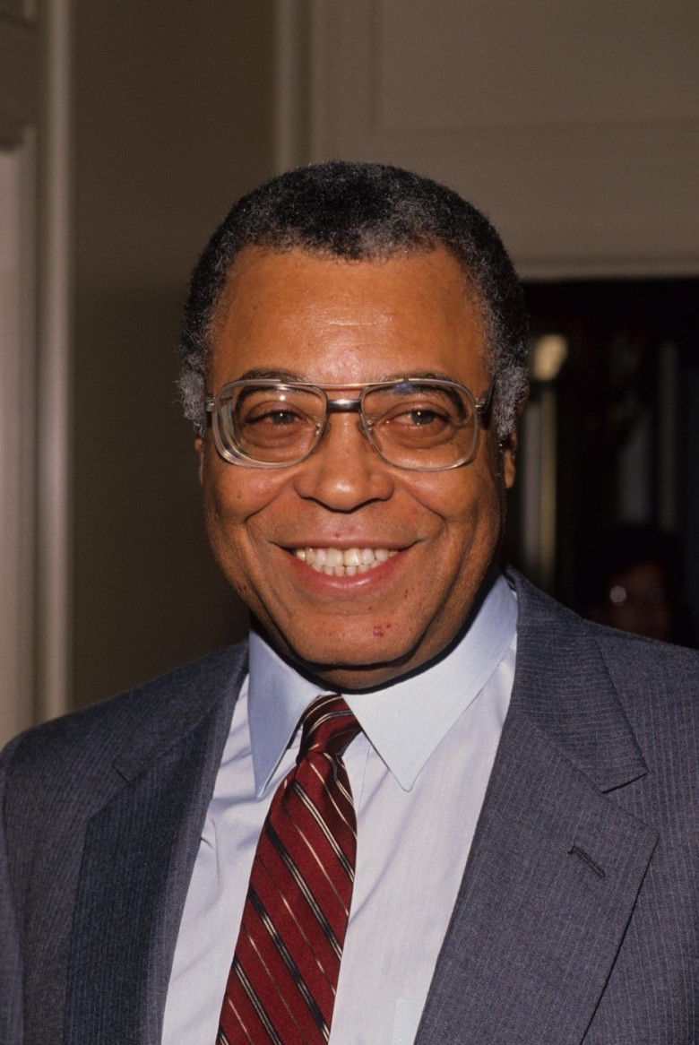 FILE PICS: James Earl Jones (1931-2024). EARL JAMES JONES f7248 Credit: Ralph Dominguez/MediaPunch Credit: MediaPunch Inc/Alamy Live News