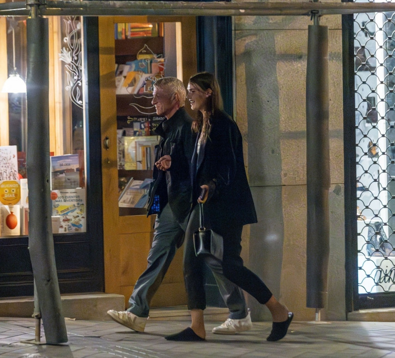 *PREMIUM-EXCLUSIVE* *MUST CALL FOR PRICING* The American actor and film director Sean Penn packs on the PDA with a new, younger looking girlfriend believed to be the actress Valeria Nicov seen during a night out in Madrid, Spain. *PICTURES TAKEN ON THE 04