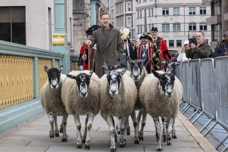 Damian Lewis leads London Sheep Drive across Southwark Bridge, London, UK - 29 Sep 2024