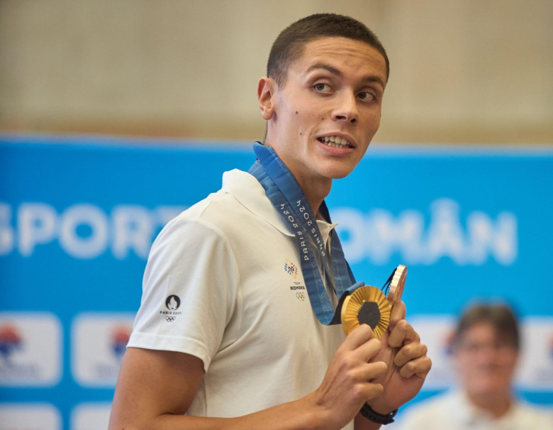 Otopeni, Romania. 2nd Aug, 2024: Romanian Olympic gold medalist swimmer David Popovici returns from Olympic Games Paris 2024 at Bucharest Henri Coanda International Airport, in Otopeni, Romania. Popovici won the gold medal in the men's 200m freestyle and