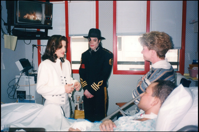 Lisa-Marie-Presley-Michael-Jackson (1)