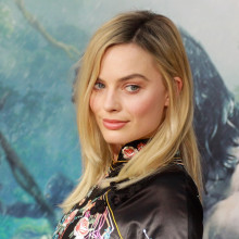 Vezi cum arata Margot Robbie la scurt timp dupa ce a devenit mama