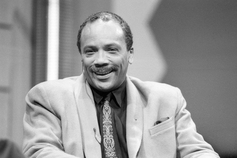 Quincy Jones (Musikproduzent) 01/90 ru Quincy Jones in Die 80er! Das Jahrzehnt im Rückblick (ZDF) am 28. Januar 1990 in