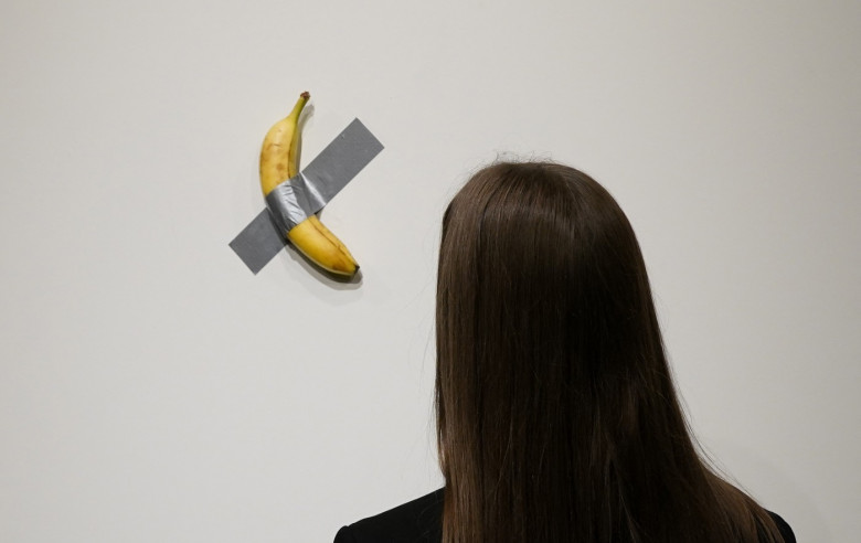 Maurizio Cattelan (10)