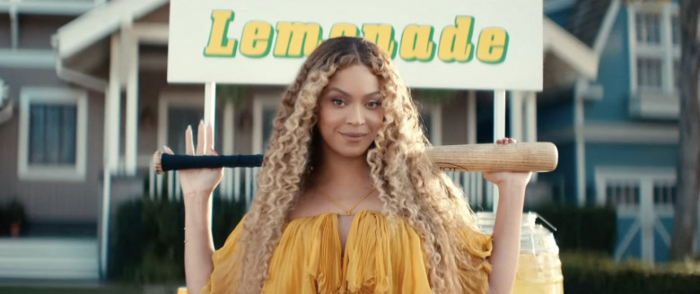 Beyonce Knowles dans une publicité Verizon pour le Super Bowl