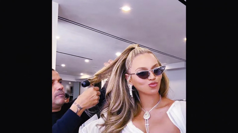 Beyonce shares her 'Cecred' hair wash day