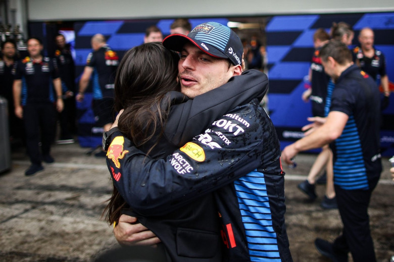 VERSTAPPEN Max (ned), Red Bull Racing RB20, portrait Kelly Piquet, portrait during the Formula 1 Grande Premio de Sao Paulo 2024, 21th round of the 2024 Formula One World Championship from November 1 to 3, 2024 on the Interlagos Circuit, in Sao Paulo, Bra