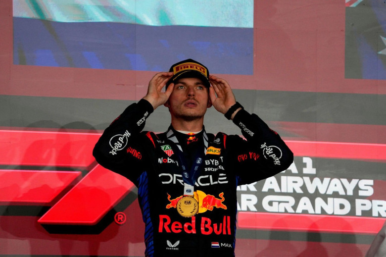Doha, Katar. 01st Dec, 2024. December 1st, 2024, Losail International Circuit, Doha, Formula 1 Qatar Airways Qatar Grand Prix 2024, in the picture winner Max Verstappen (NLD), Oracle Red Bull Racing Credit: dpa/Alamy Live News