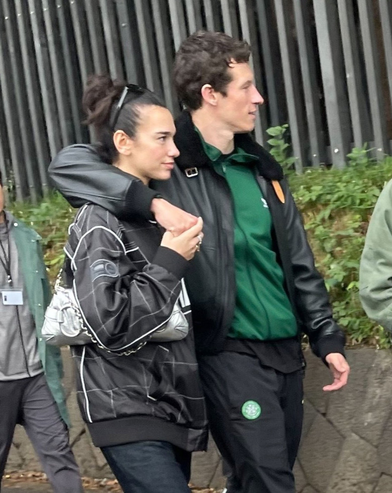 EXCLUSIVE: *PICTURES TAKEN ON 15/11/24* Dua Lipa Visits Meiji Jingu Shrine In Japan With Boyfriend Callum Turner - 23 Nov 2024