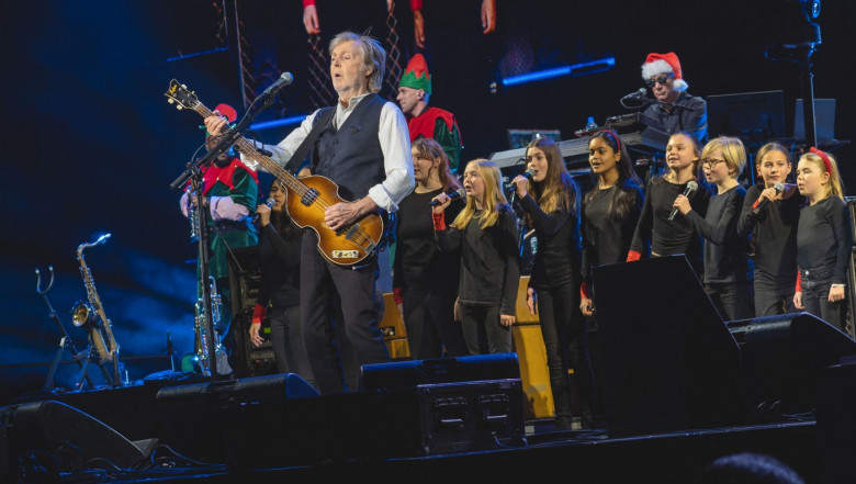 EXCLUSIVE: Sir Paul McCartney and Sir Ringo Starr reunite on stage as The Beatles legends perform together in London