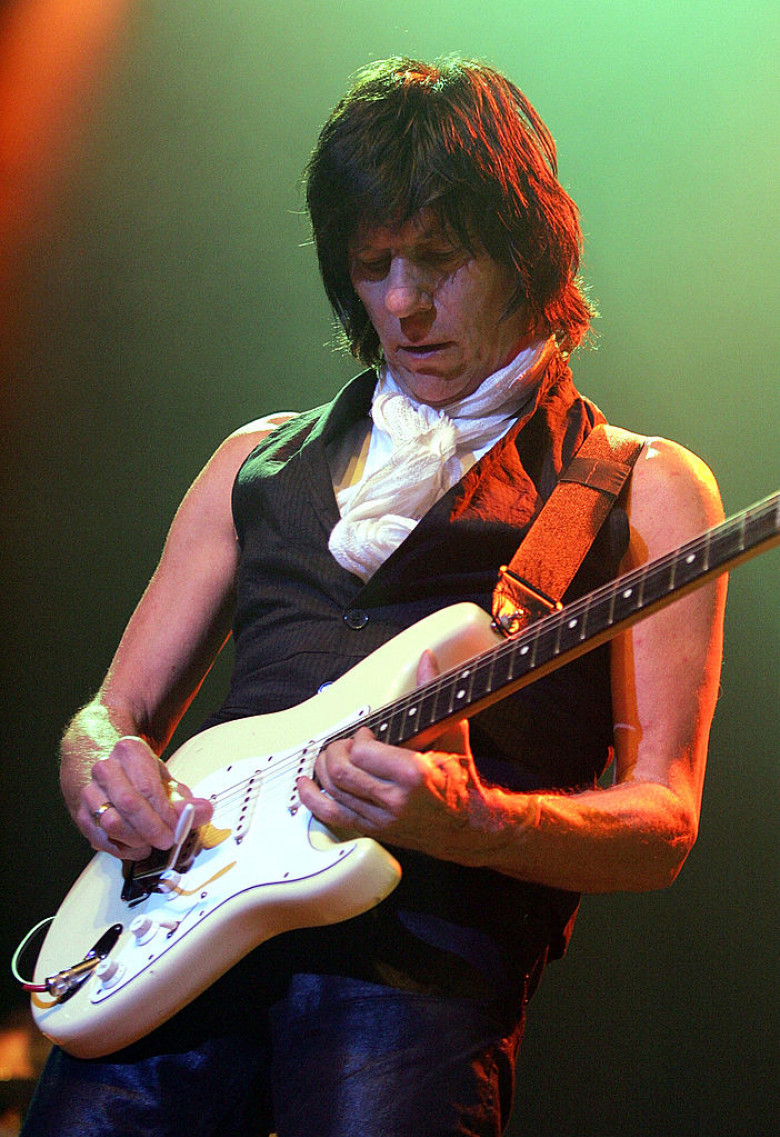 Jeff Beck Plays Perth