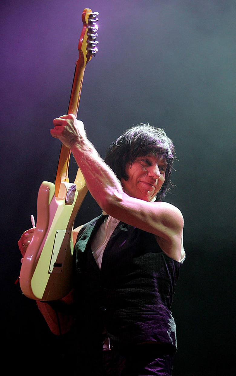 Jeff Beck Plays Perth