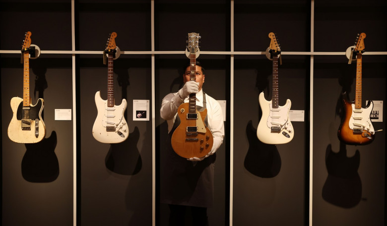 Jeff Beck Guitar Auction