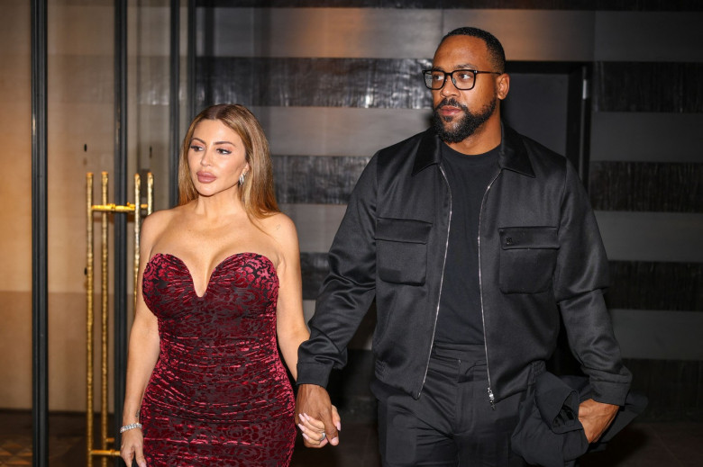 EXCLUSIVE: Larsa Pippen and Marcus Jordan kiss after a romantic dinner at the Costes restaurant in Paris