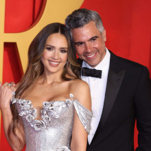 Jessica Alba și Cash Warren Divorțează După 17 Ani. Detalii despre avere și custodia copiilor