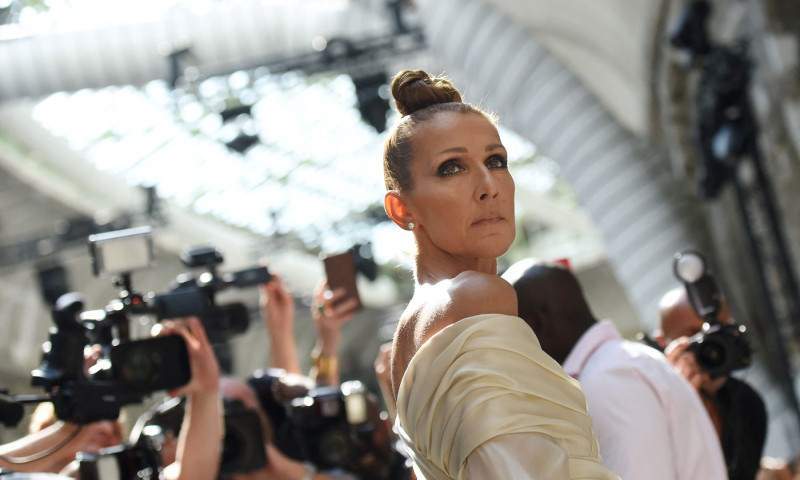 Céline Dion îşi avertizează fanii cu privire la înregistrările false ale vocii sale generate de inteligenţa artificială