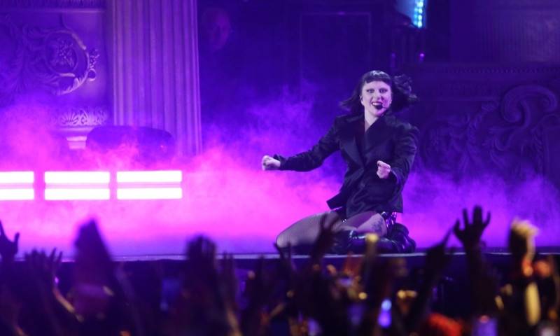 (VIDEO) Lady Gaga a făcut istorie pe plaja Copacabana. Concert gratuit cu peste 2 milioane de fani