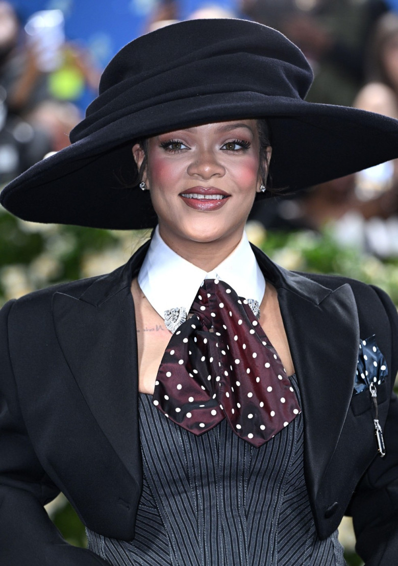 New York, USA. May 5th, 2025. Rihanna at the 2025 Costume Institute Benefit Gala celebrating the opening of the exhibition Superfine, Tailoring Black Style. Held at The Metropolitan Museum of Art. Credit: Doug Peters/EMPICS/Alamy Live News