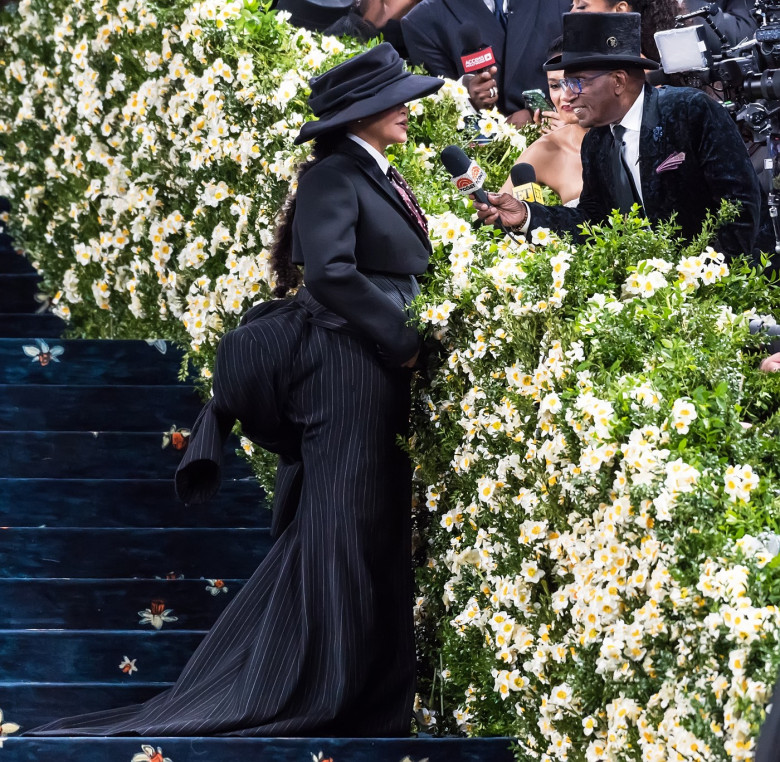 Pregnant Rihanna Debuts Baby Bump on The 2025 Met Gala Celebrating "Superfine: Tailoring Black Style" -  5 May 2025