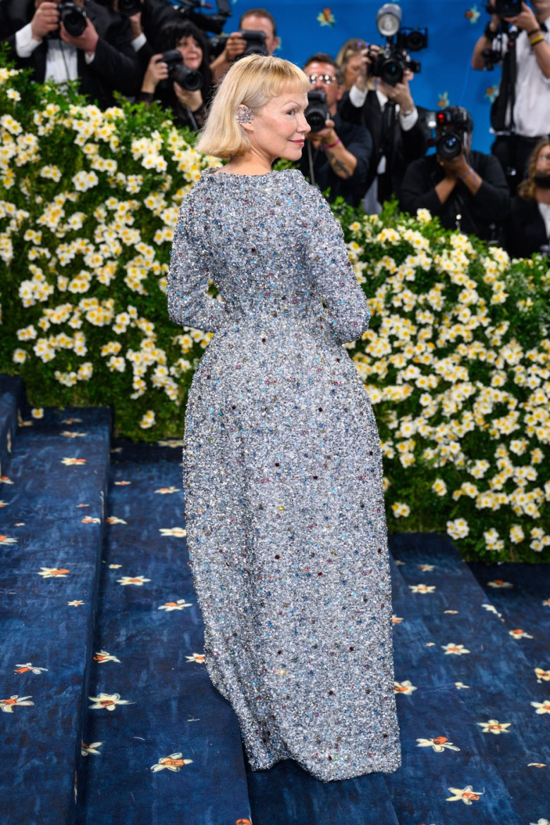 New York, USA. 5 May 2025. Pamela Anderson attending the Metropolitan Museum of Art Costume Institute Benefit Gala 2025. Photo credit should read: Matt Crossick/Alamy Live News