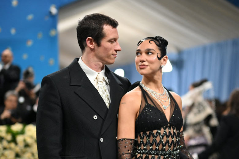 dua-lipa-met-gala-2025 (14)
