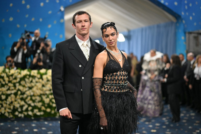 dua-lipa-met-gala-2025 (17)