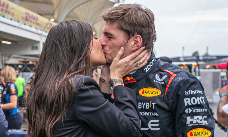 Max Verstappen urmează să devină tătic alături de Kelly Piquet. El lipseşte de la ziua media dinaintea Marelui Premiu de la Miami