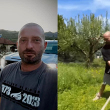 Cheloo, surprins în timp ce cosea iarba în curte: „Taie, că-mi iau pauză o oră!”
