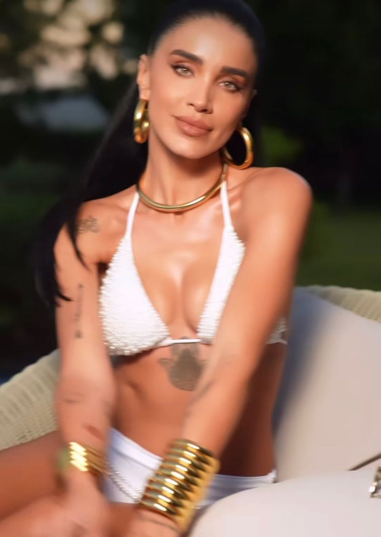 adelina-pestritu (7)